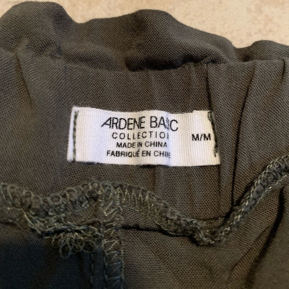 💜 ARDENE M/M Basic Collection Olive Green Paperbag Waist Tie-Front Shorts - Picture 3 of 6